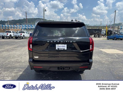2027 Ford Expedition Active