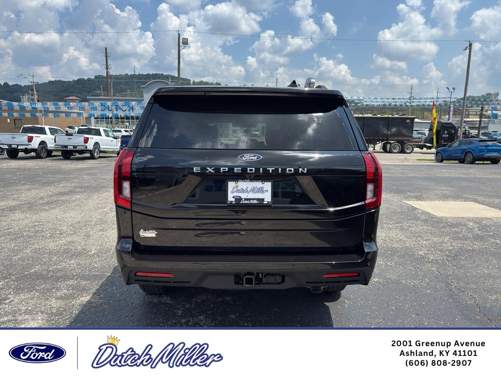 2027 Ford Expedition Active