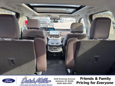 2025 Ford Expedition Platinum