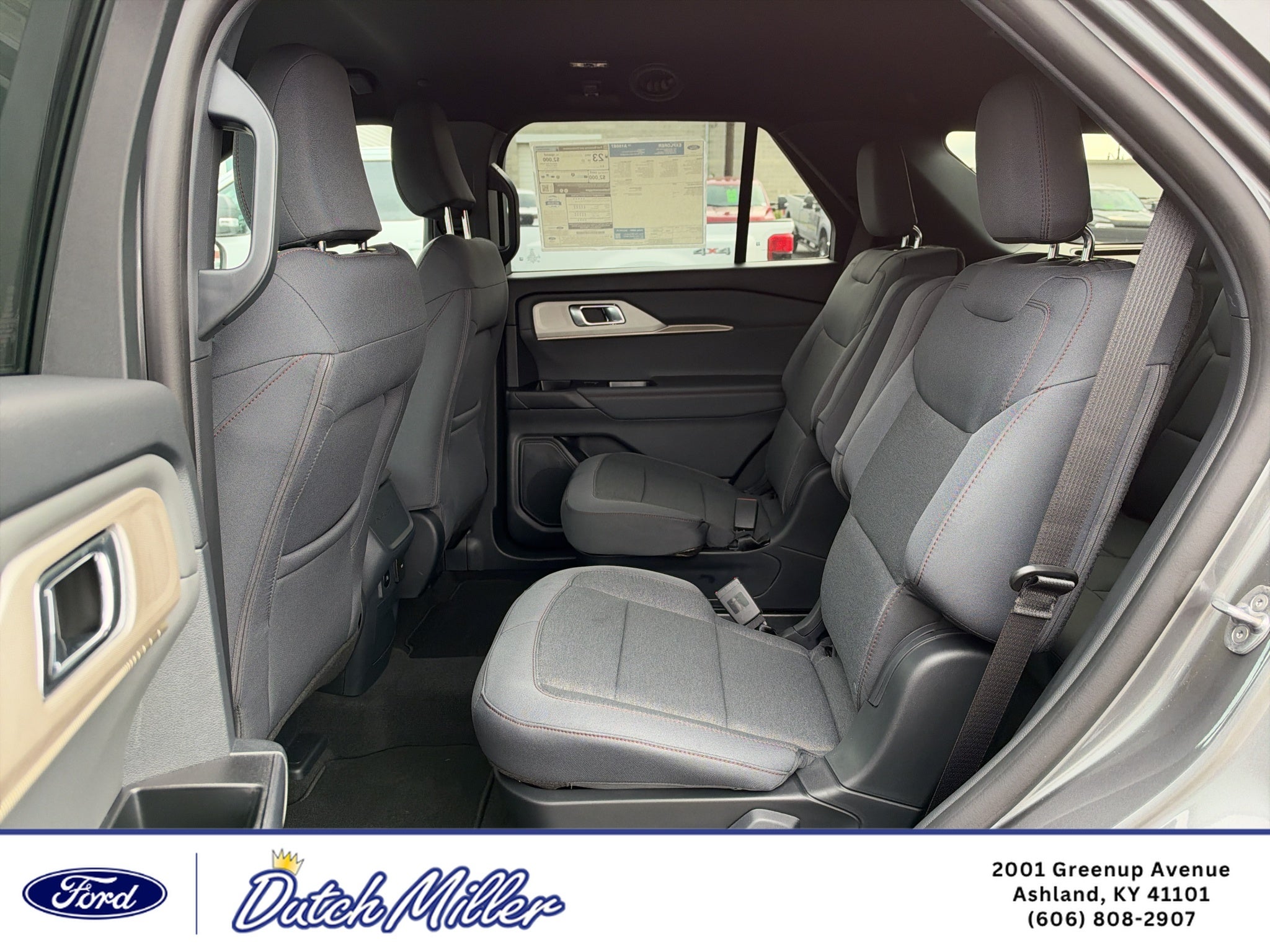 2027 Ford Explorer Active w/200A Pkg