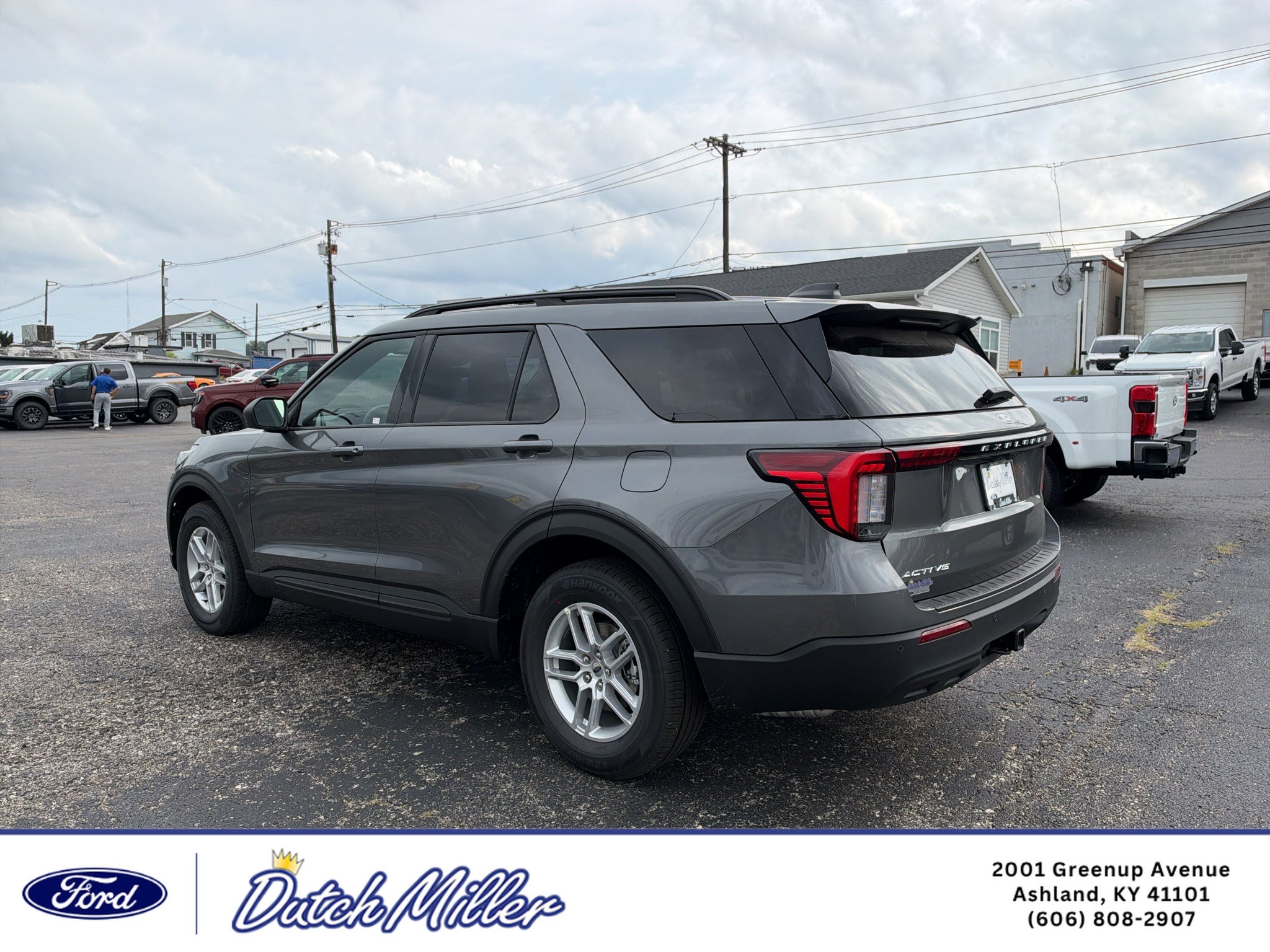 2027 Ford Explorer Active w/200A Pkg