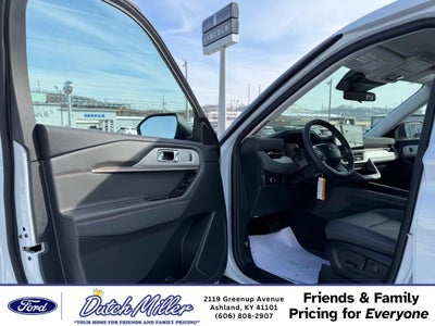 2026 Ford Explorer Active w/200A Pkg