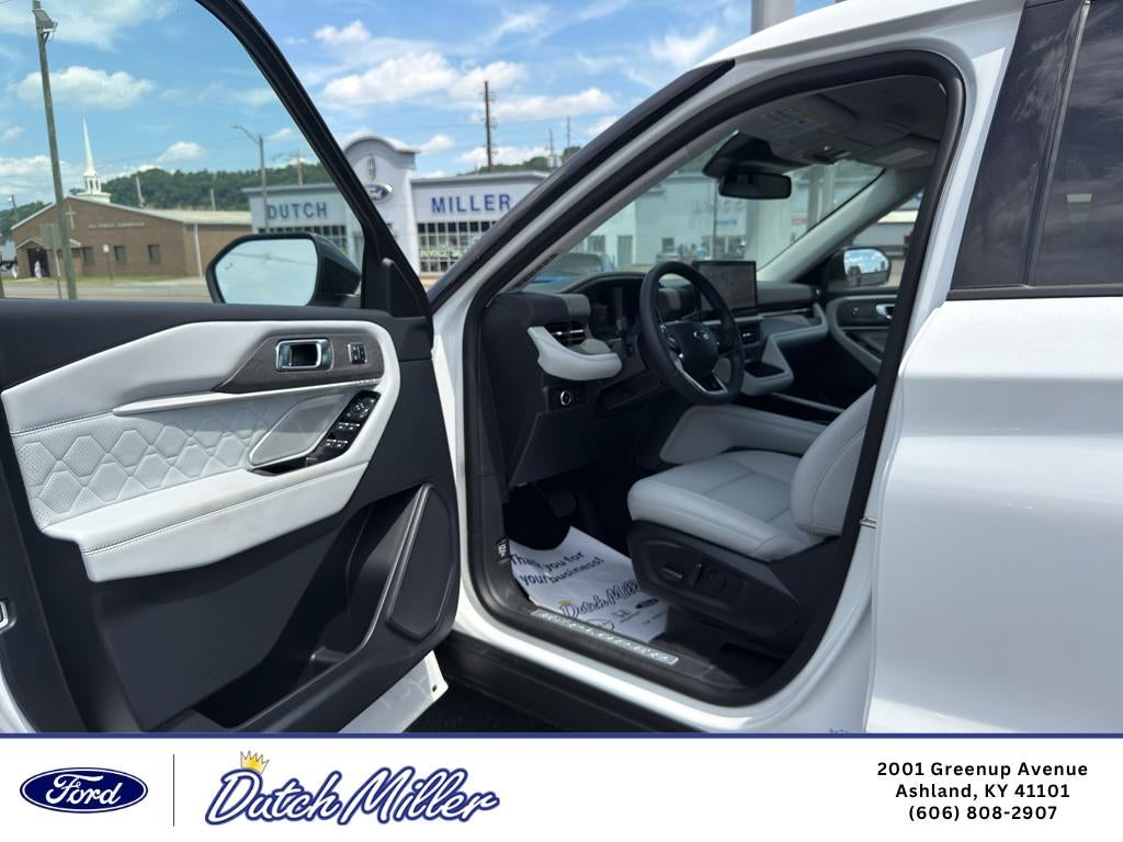 2026 Ford Explorer Platinum