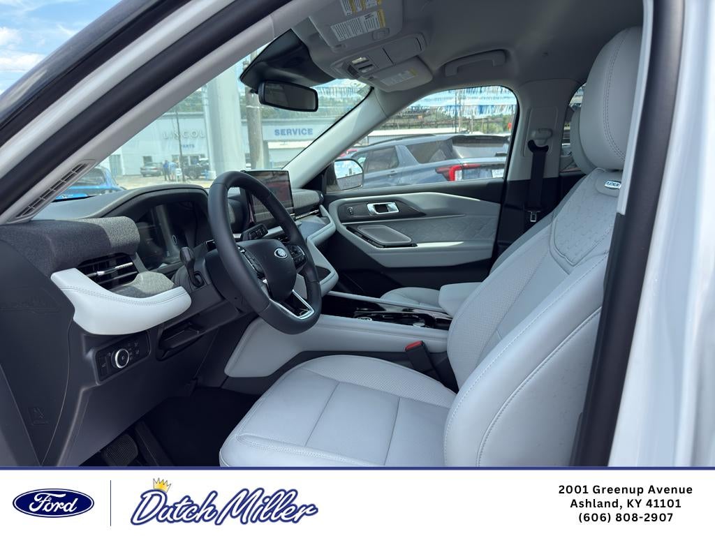 2026 Ford Explorer Platinum