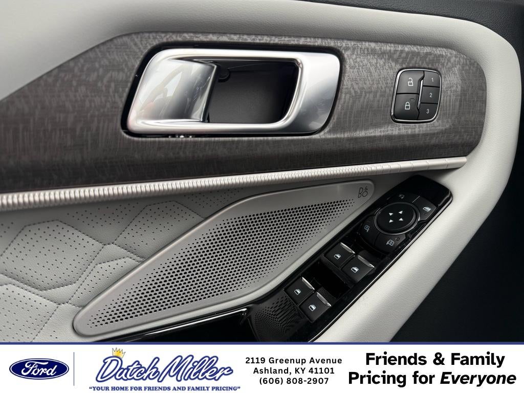 2026 Ford Explorer Platinum