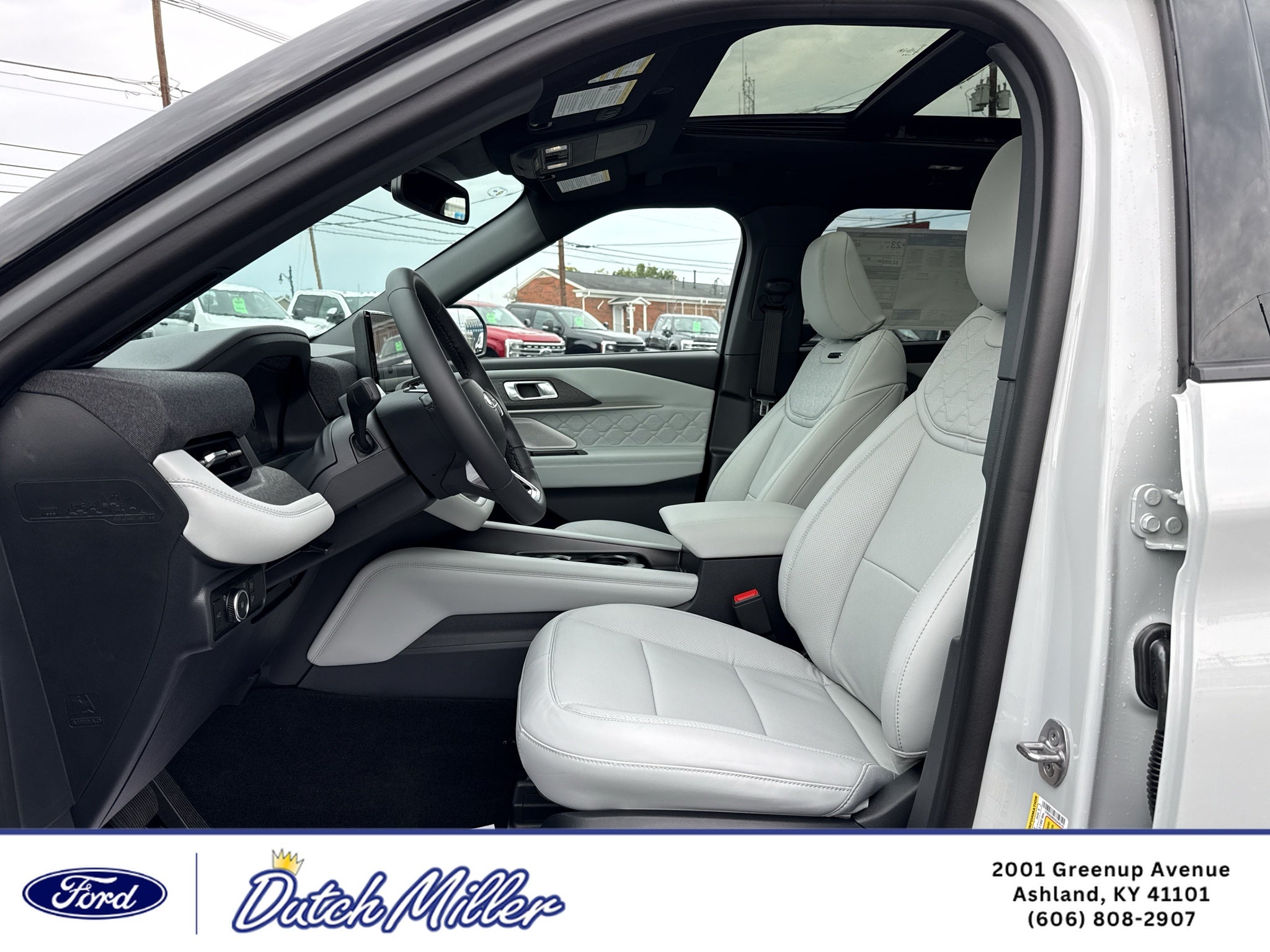 2027 Ford Explorer Platinum