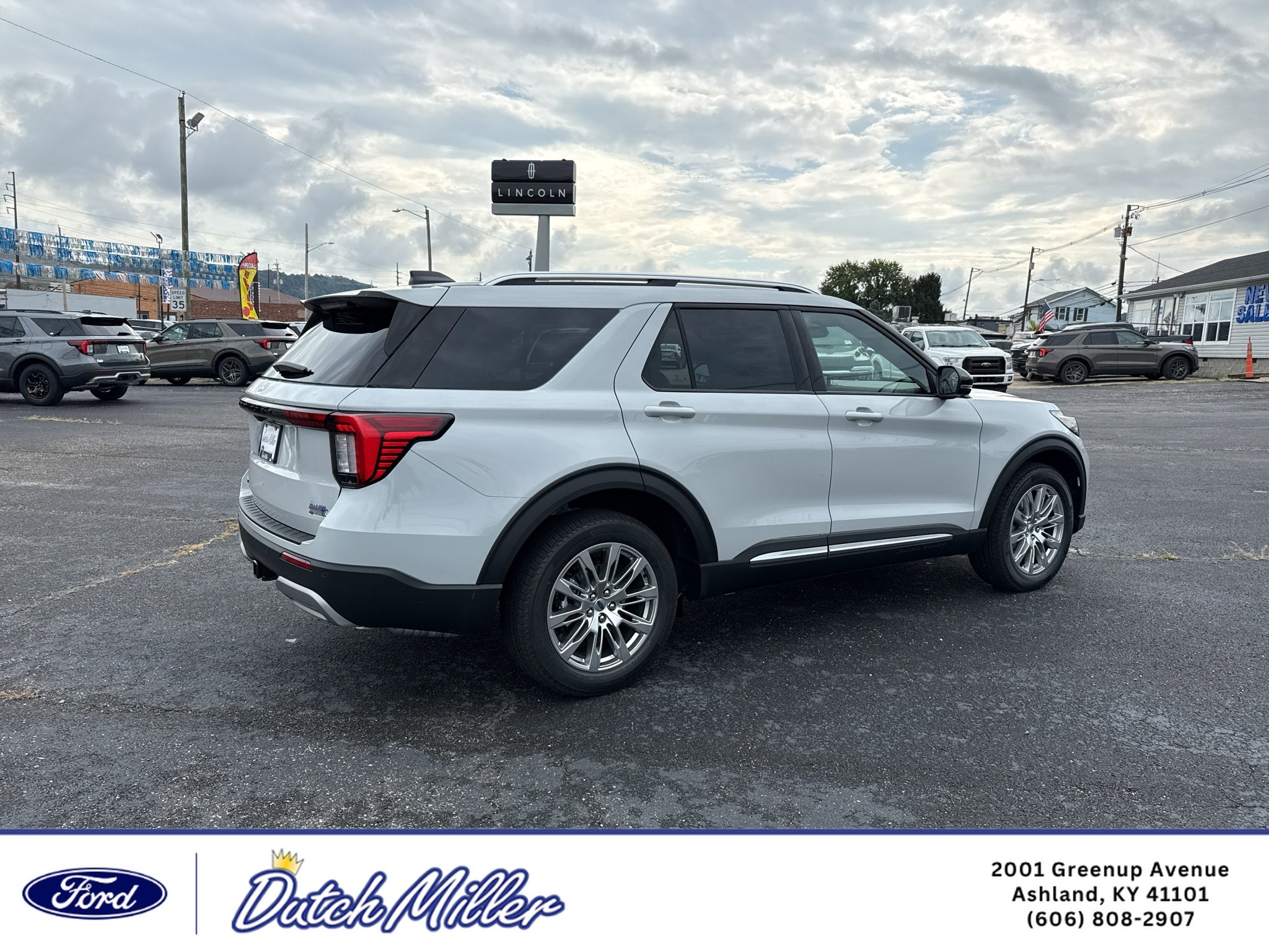 2027 Ford Explorer Platinum