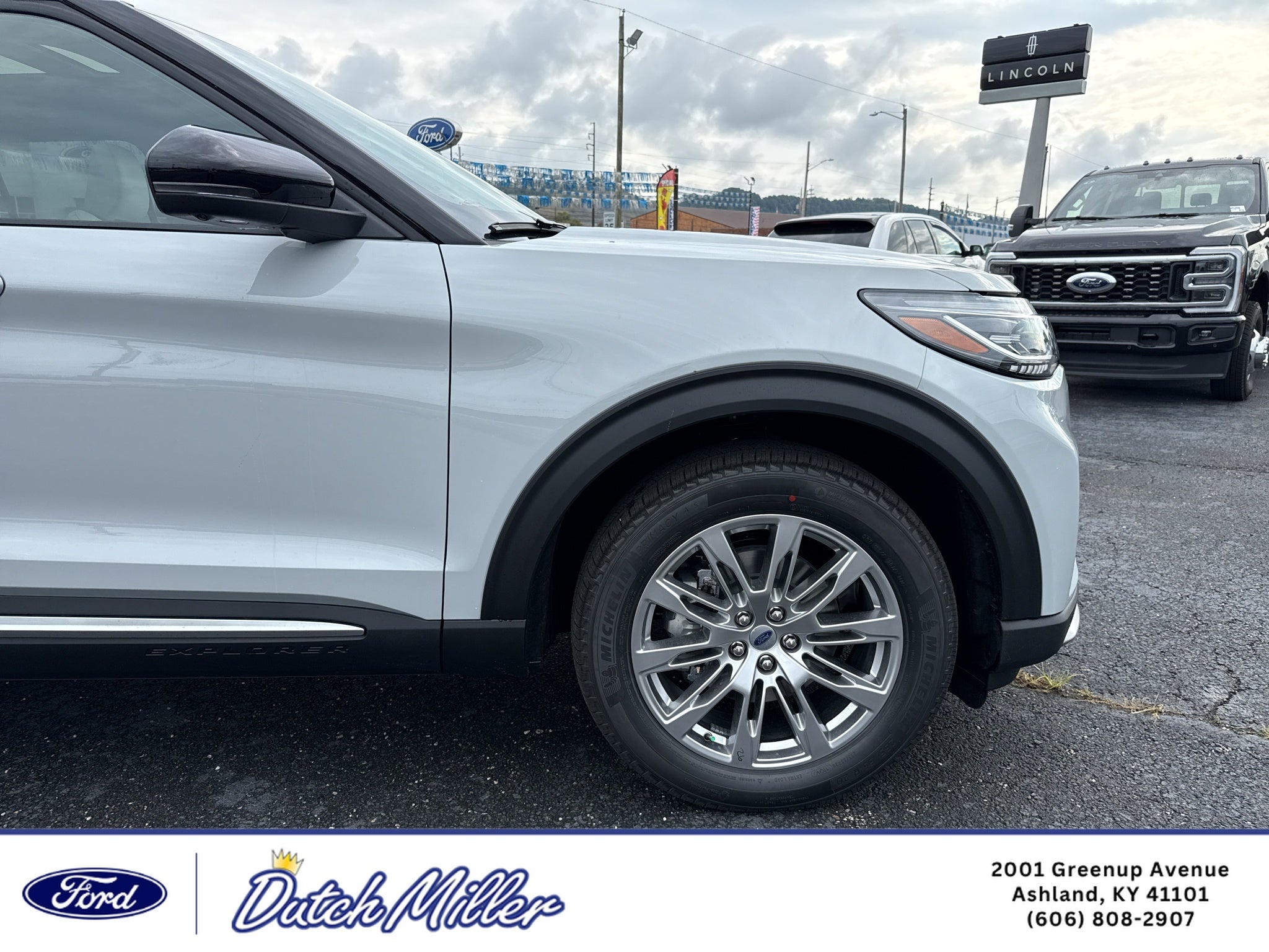 2027 Ford Explorer Platinum