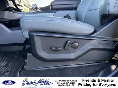 2025 Ford F-150 Lightning Flash