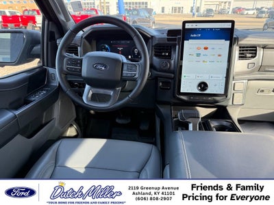 2025 Ford F-150 Lightning Flash