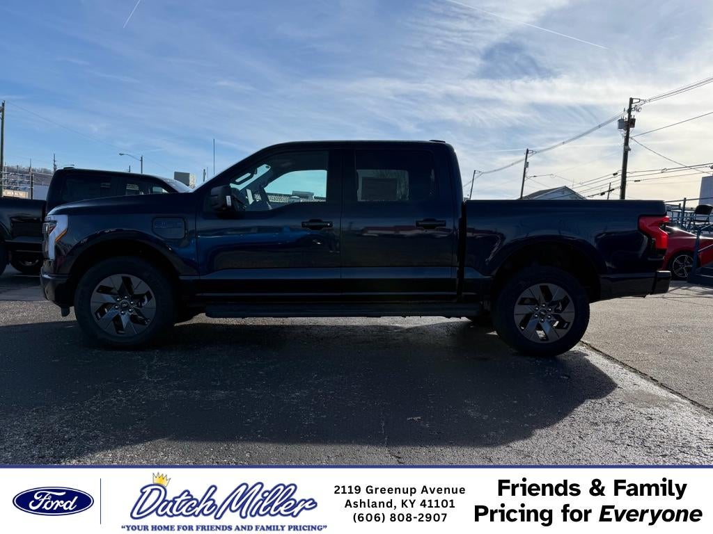 2025 Ford F-150 Lightning Flash