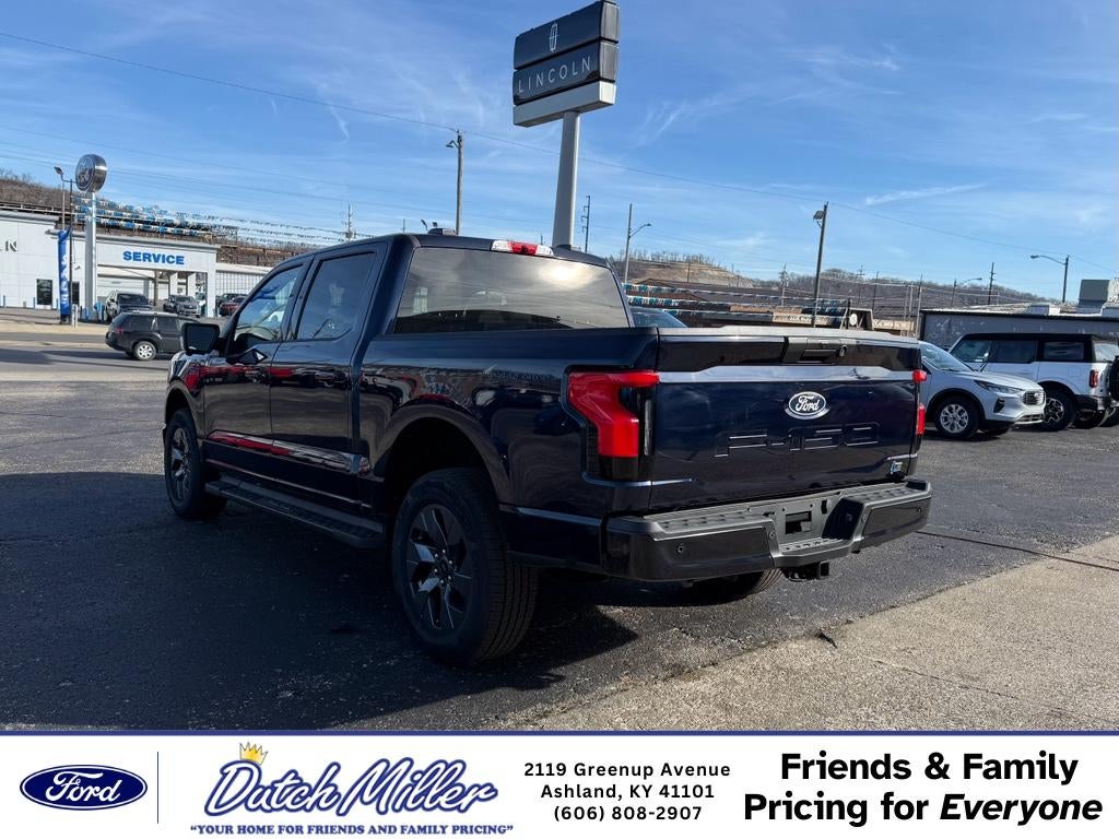 2025 Ford F-150 Lightning Flash