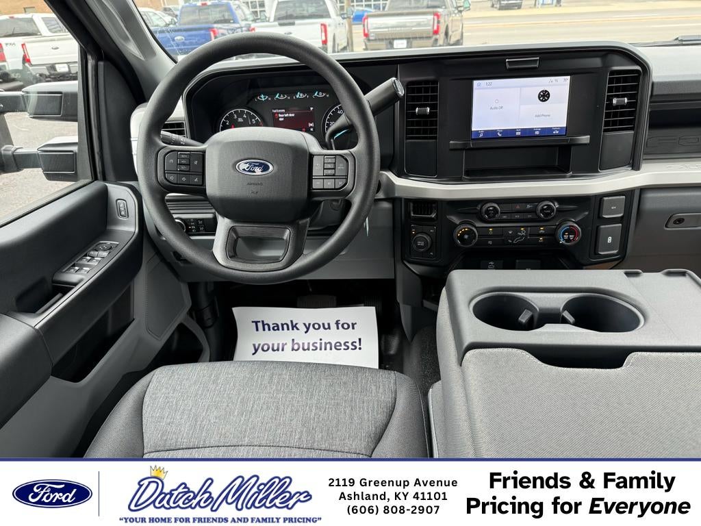 2026 Ford F-250 XL 4WD Crew Cab 8' Box