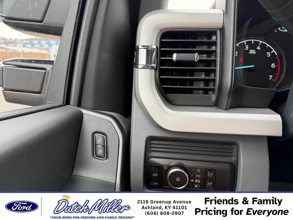 2026 Ford F-250 XL 4WD Crew Cab 8' Box