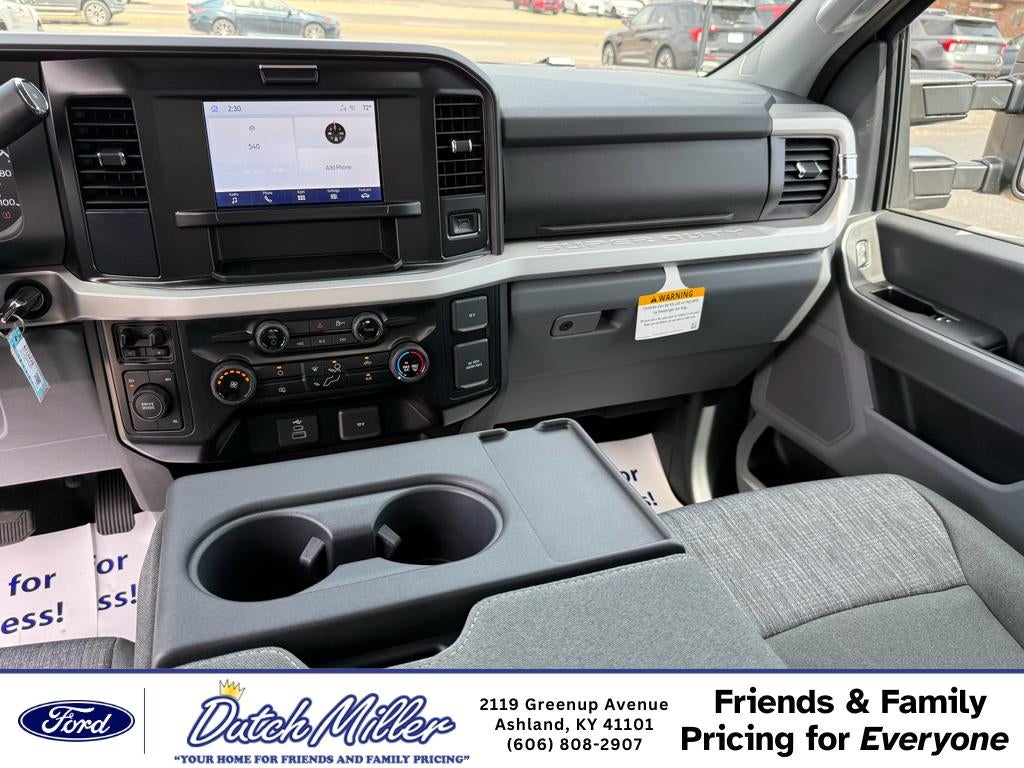 2026 Ford F-250 XL 4WD SuperCab 8' Box