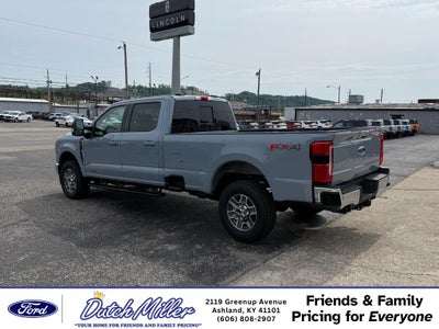 2026 Ford F-350 LARIAT 4WD Crew Cab 8' Box