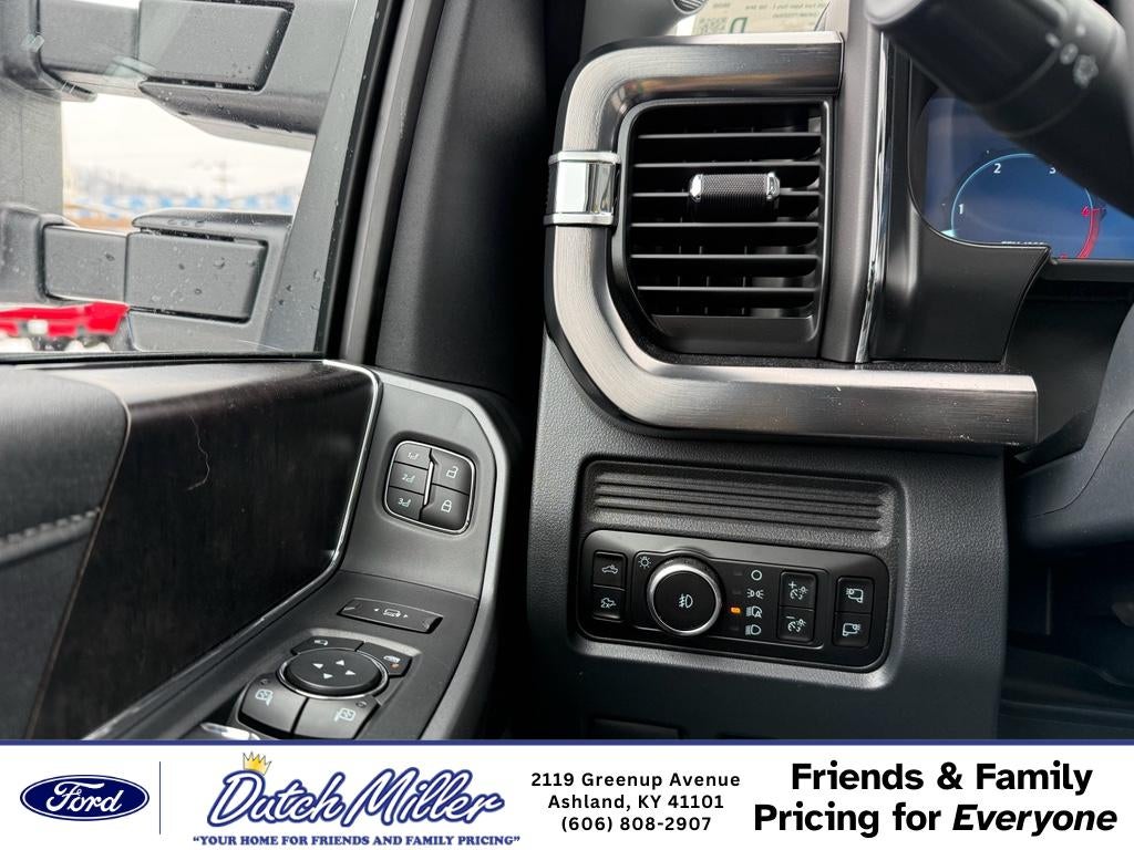 2026 Ford F-350 LARIAT