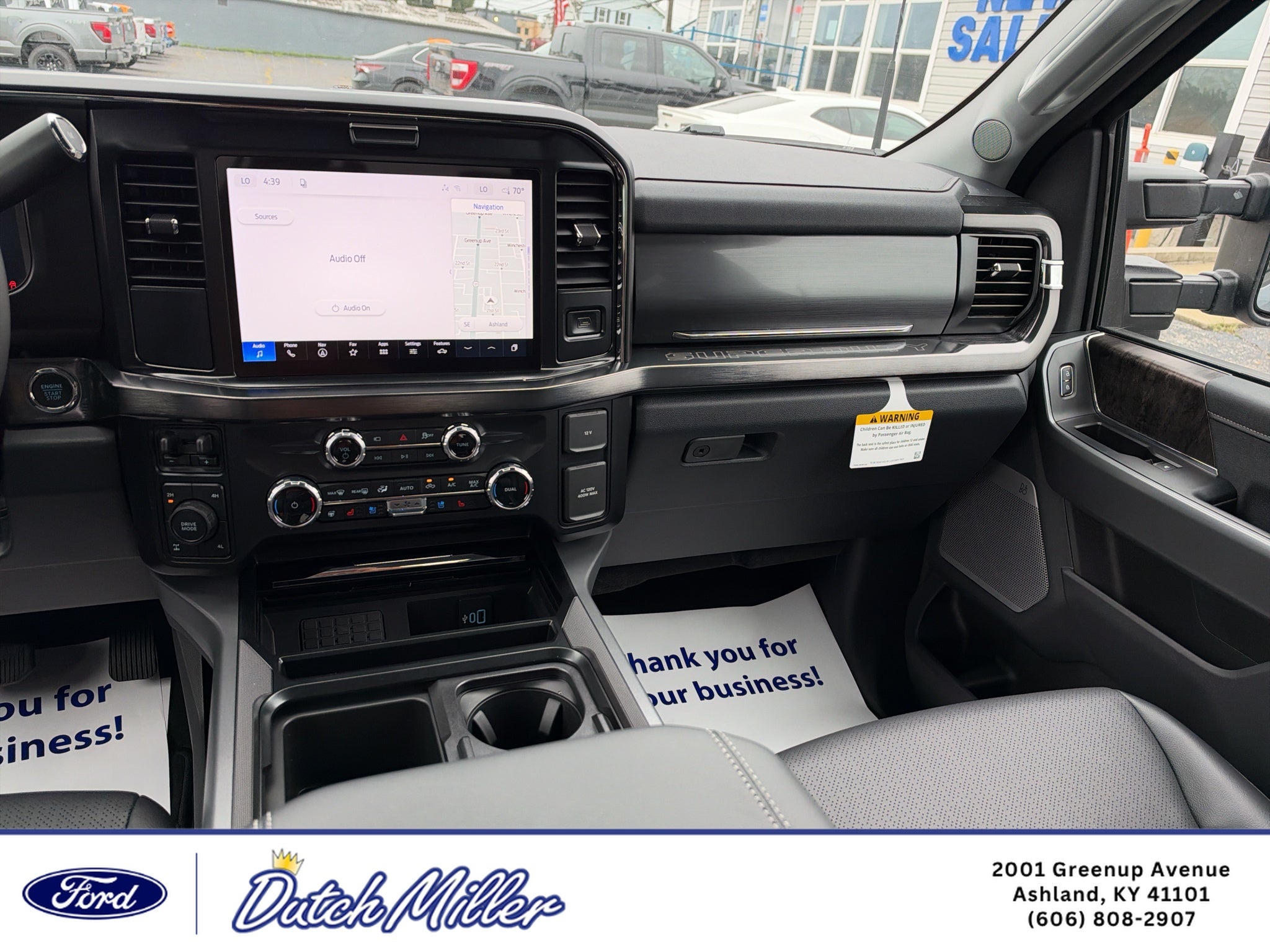 2027 Ford F-350 LARIAT