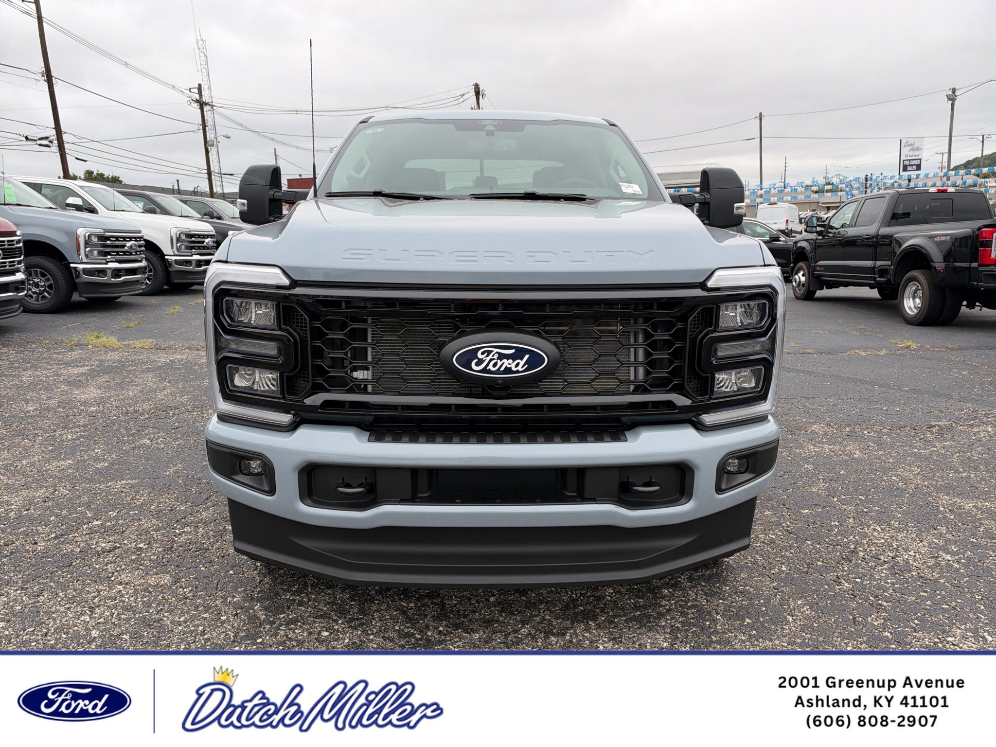 2027 Ford F-350 LARIAT