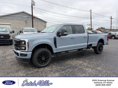 2027 Ford F-350 LARIAT