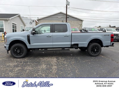 2027 Ford F-350 LARIAT