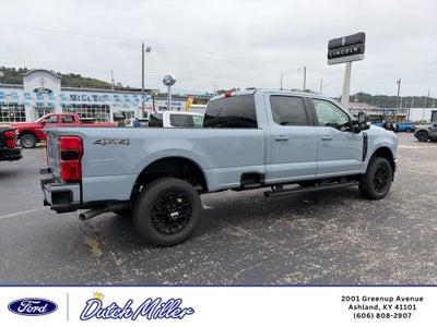 2027 Ford F-350 LARIAT