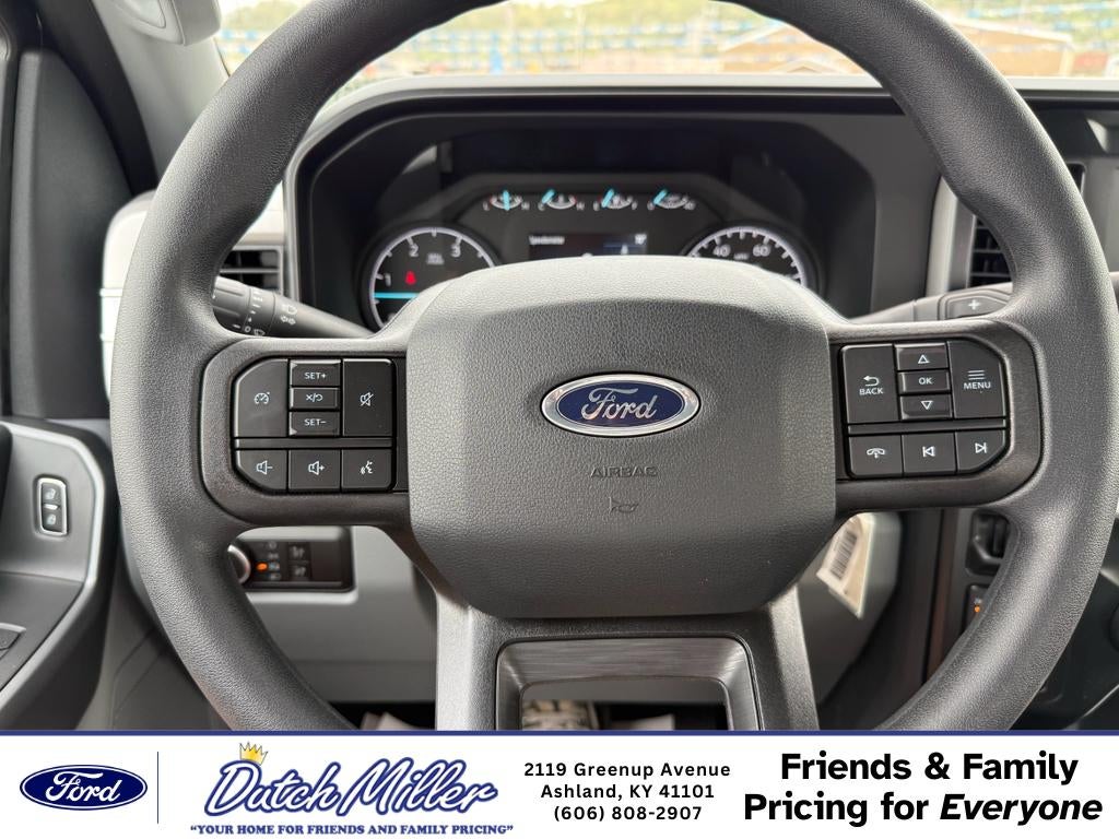 2026 Ford F-350 XL 4WD Crew Cab 8' Box