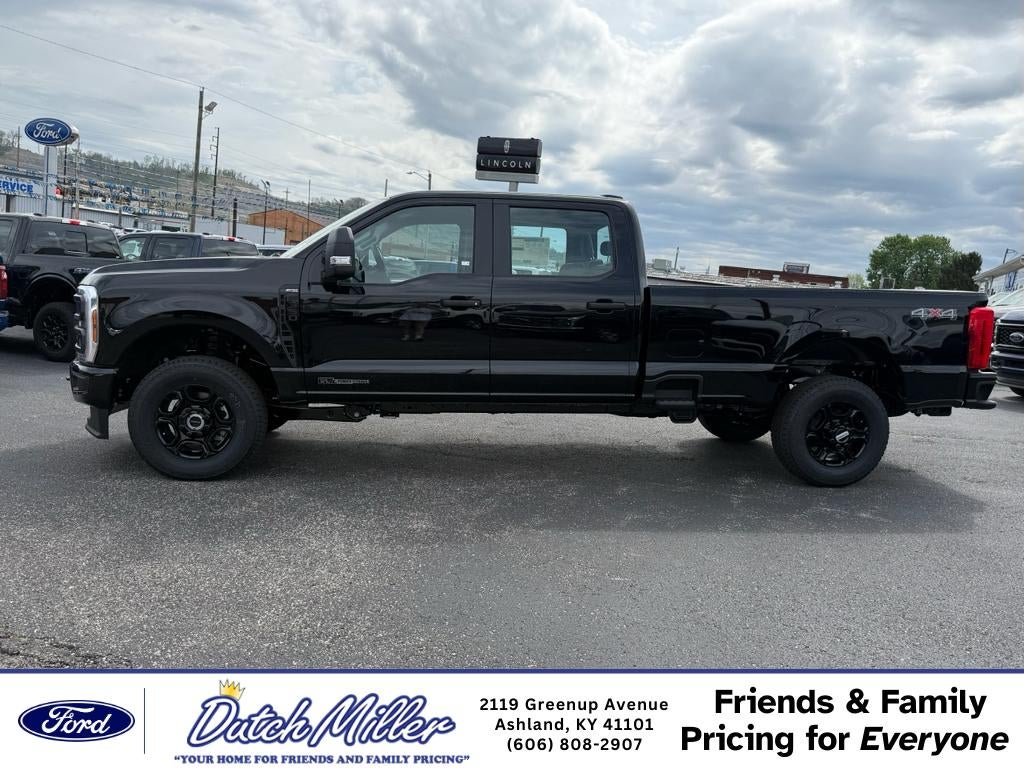 2026 Ford F-350 XL 4WD Crew Cab 8' Box