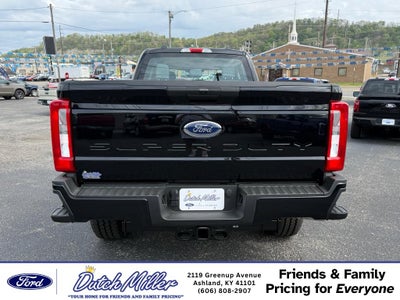 2026 Ford F-350 XL 4WD Crew Cab 8' Box