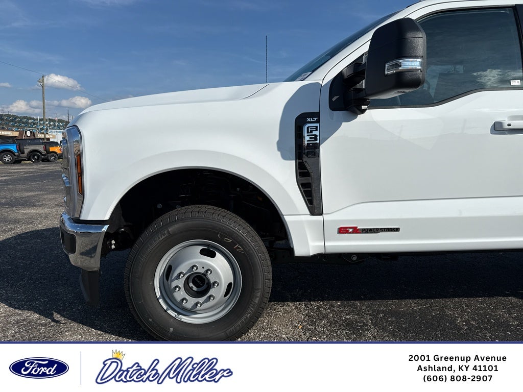 2027 Ford F-350 XLT