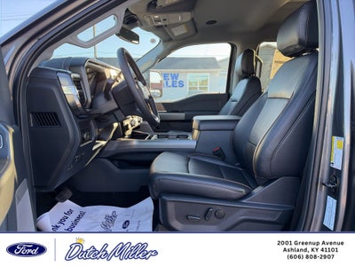 2027 Ford F-350 LARIAT