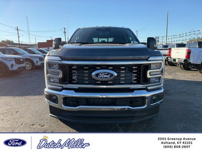 2027 Ford F-350 LARIAT