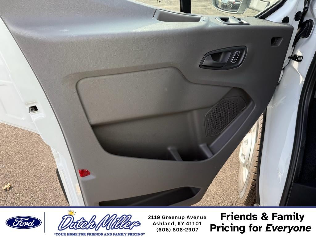 2025 Ford Transit Van Base