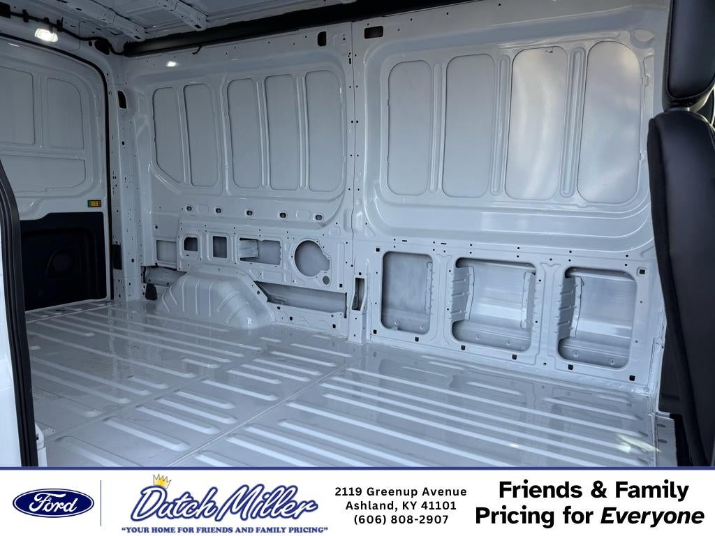 2025 Ford Transit Van Base