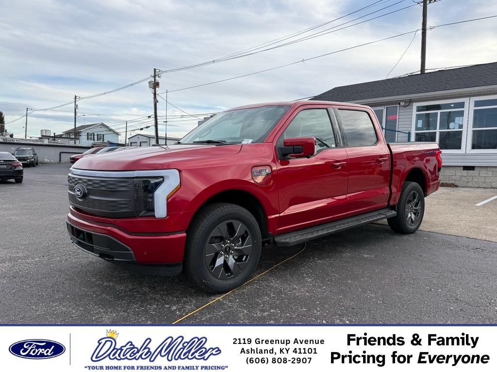 2025 Ford F-150 Lightning LARIAT