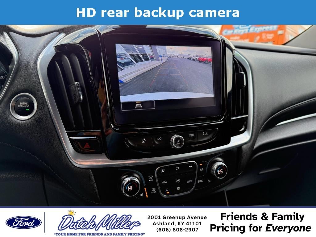 2022 Chevrolet Traverse LT Cloth