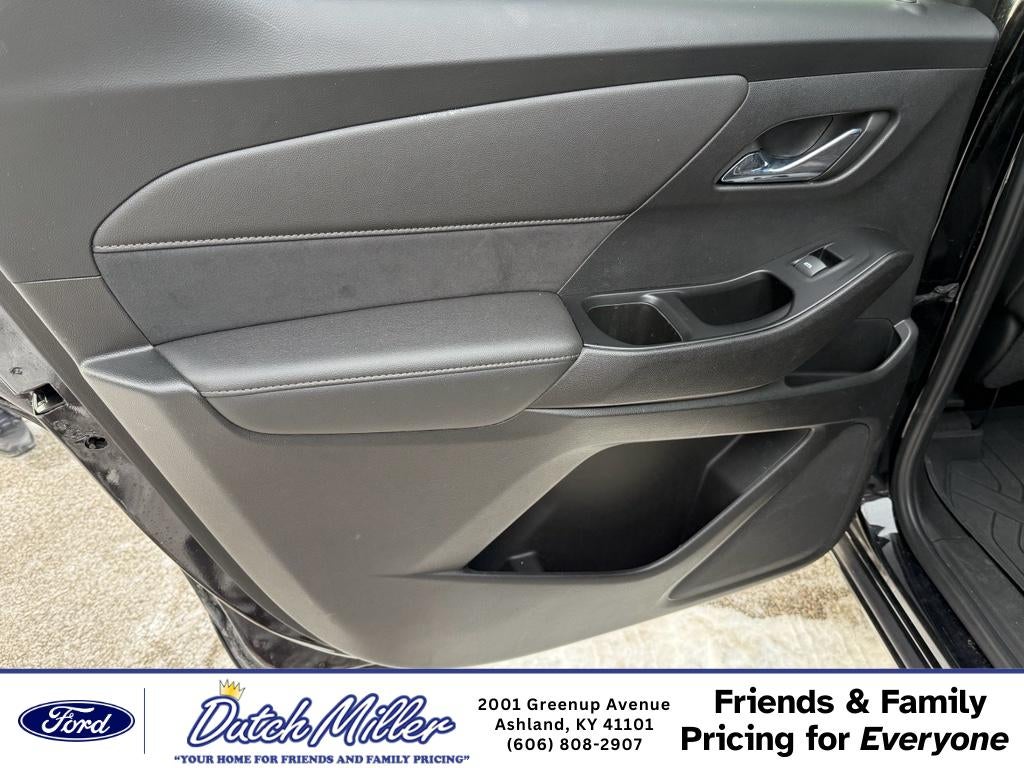 2023 Chevrolet Traverse High Country