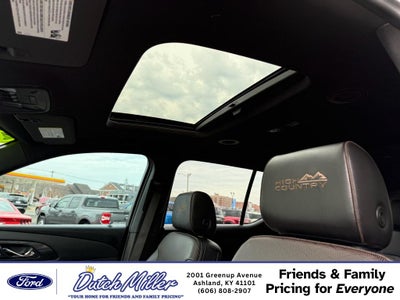 2023 Chevrolet Traverse High Country