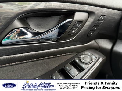 2023 Chevrolet Traverse High Country