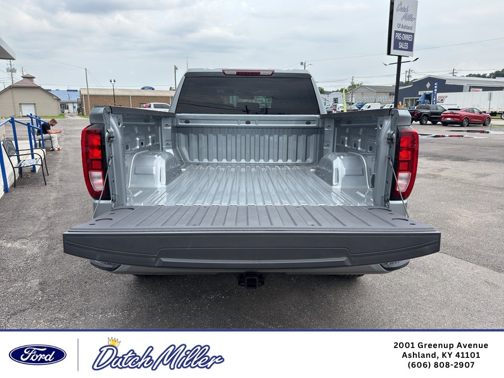 2025 GMC Sierra Pro