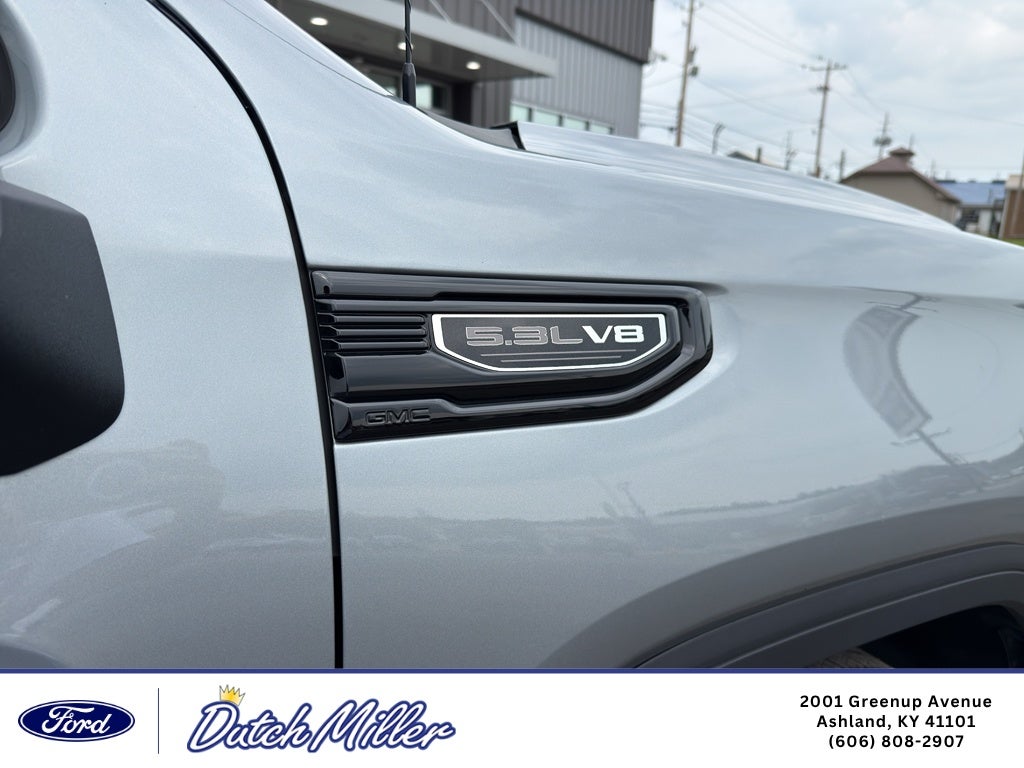 2025 GMC Sierra Pro