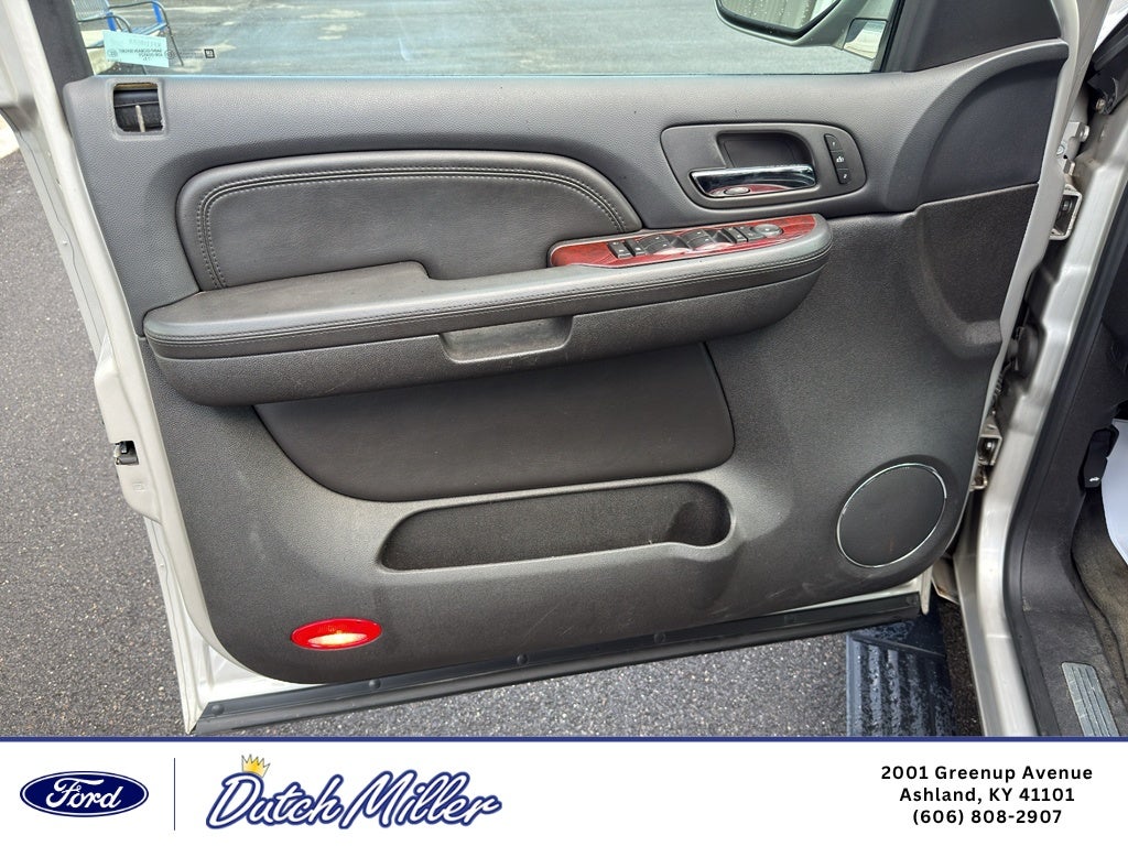2008 Cadillac Escalade Base