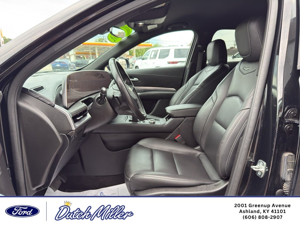 2025 Cadillac XT4 AWD Premium Luxury