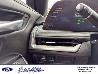 2025 Cadillac XT4 AWD Premium Luxury