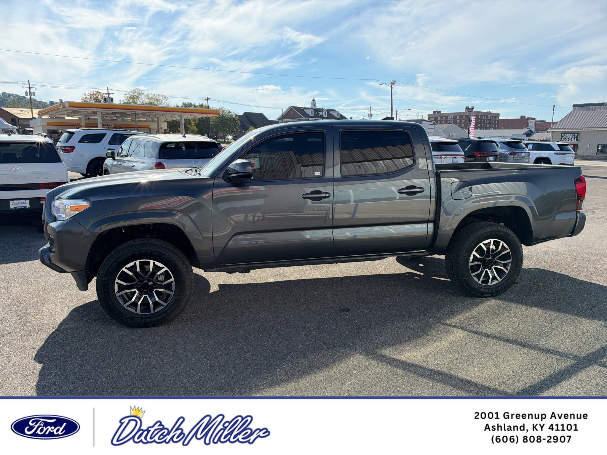 2022 Toyota Tacoma SR