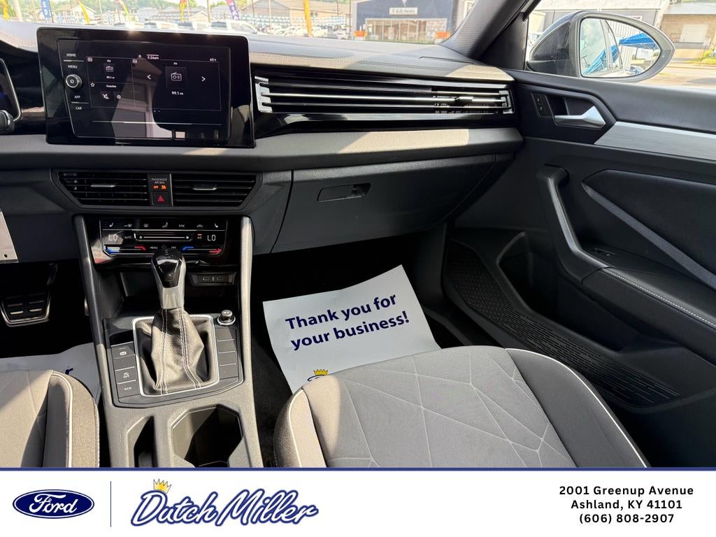 2025 Volkswagen Jetta Sport