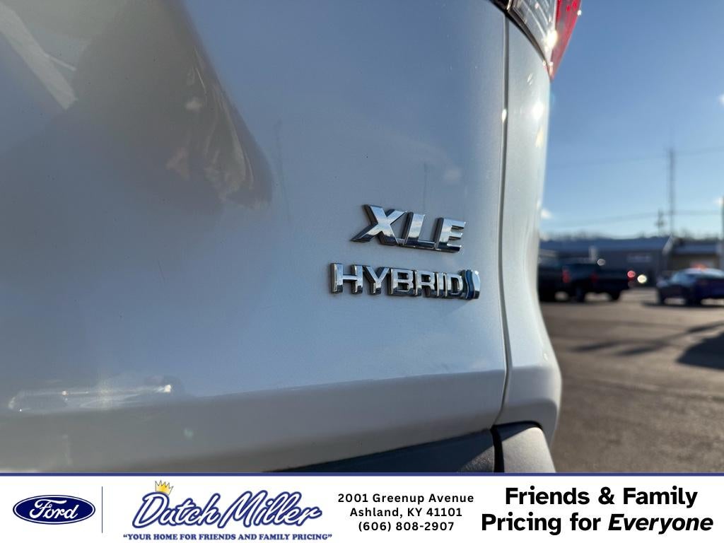 2023 Toyota RAV4 Hybrid Hybrid XLE Premium