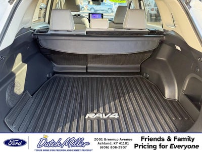 2023 Toyota RAV4 Hybrid Hybrid XLE Premium