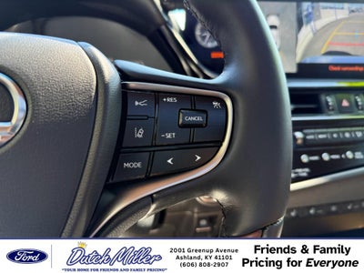 2025 Lexus ES 350 Ultra Luxury