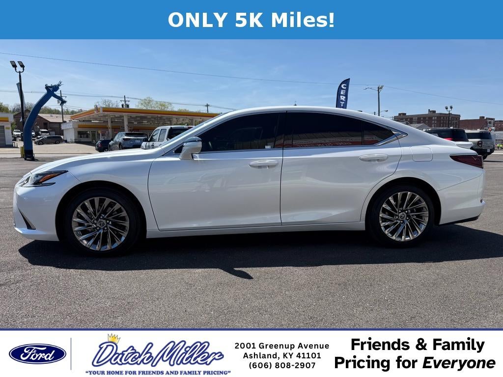 2025 Lexus ES 350 Ultra Luxury